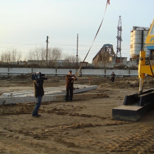 Hydraulic static pile driver